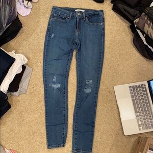 Levi’s 711 Skinny Distressed Jeans W27 L30